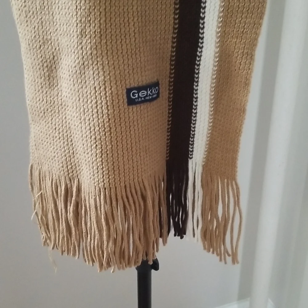 Men's Gekko Scraf with Fringes NWT in Tan, Brown & Cream